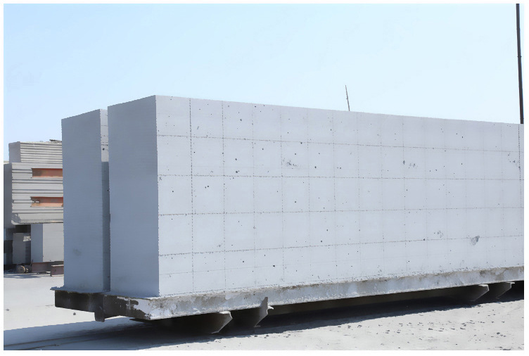 安义加气块 加气砌块 轻质砖气孔结构及其影响因素
